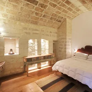 palazzo-gorgoni.lecce-hotels.com/