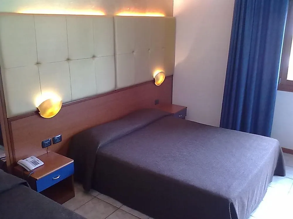 Ahr Hotel Villa Alighieri Stra 3*,