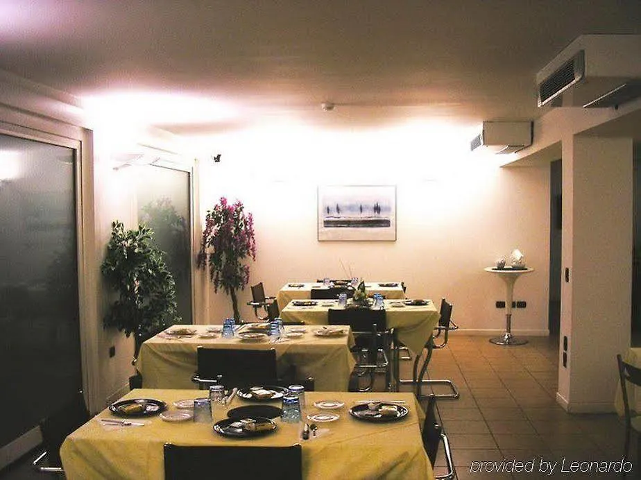Ahr Hotel Villa Alighieri Stra 3*,  Italy