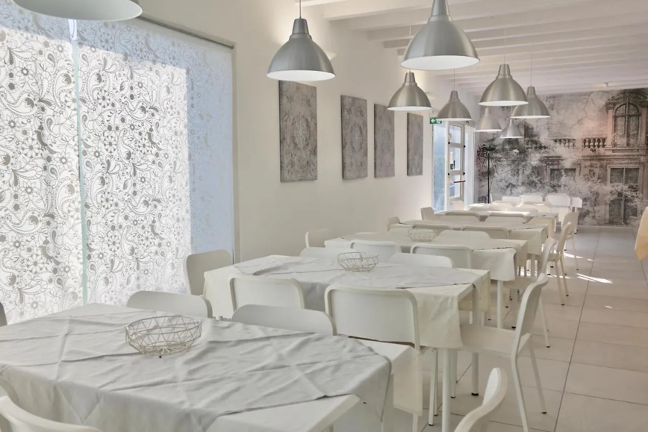 Ahr Hotel Villa Alighieri Stra 3*,  Italy